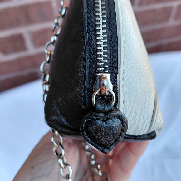Brighton Billie Bulldog Leather Crossbody - Picture 6 of 13